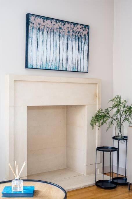 Stunning 2 Bedroom Apartment in Converted Chapel Bath Exterior foto