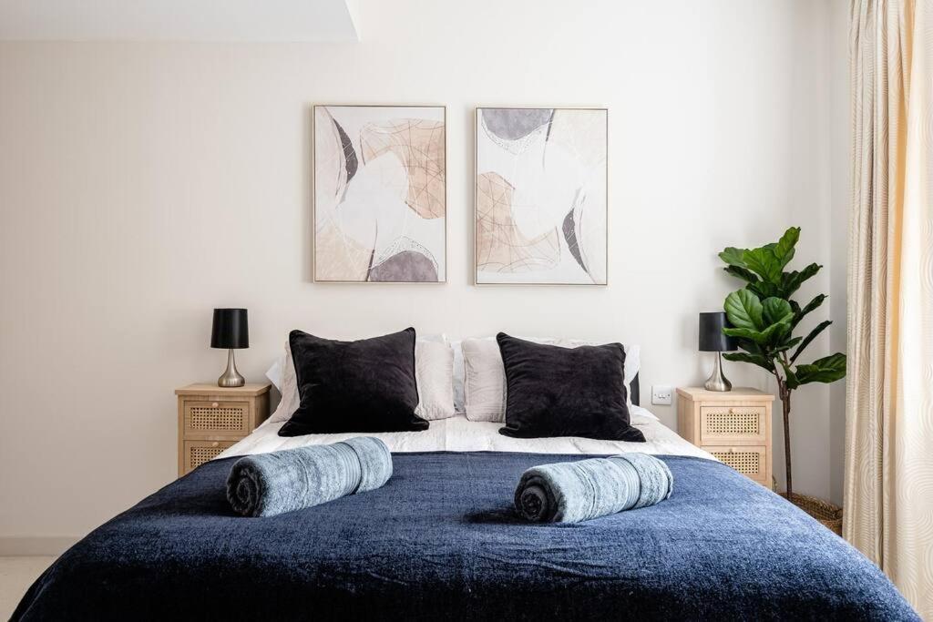 Stunning 2 Bedroom Apartment in Converted Chapel Bath Exterior foto