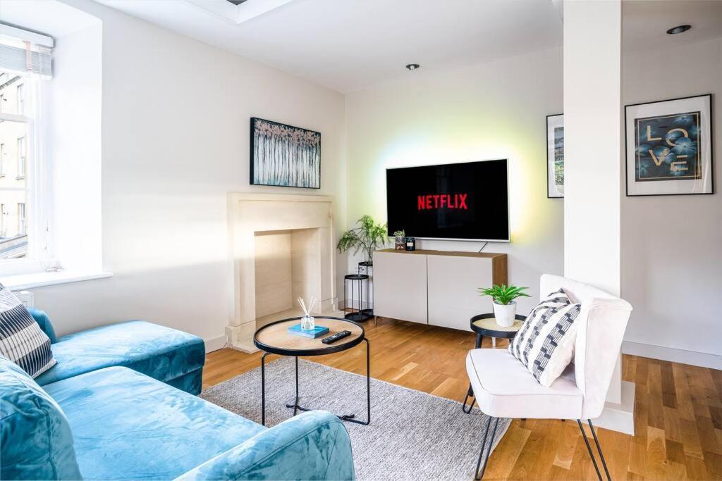 Stunning 2 Bedroom Apartment in Converted Chapel Bath Exterior foto