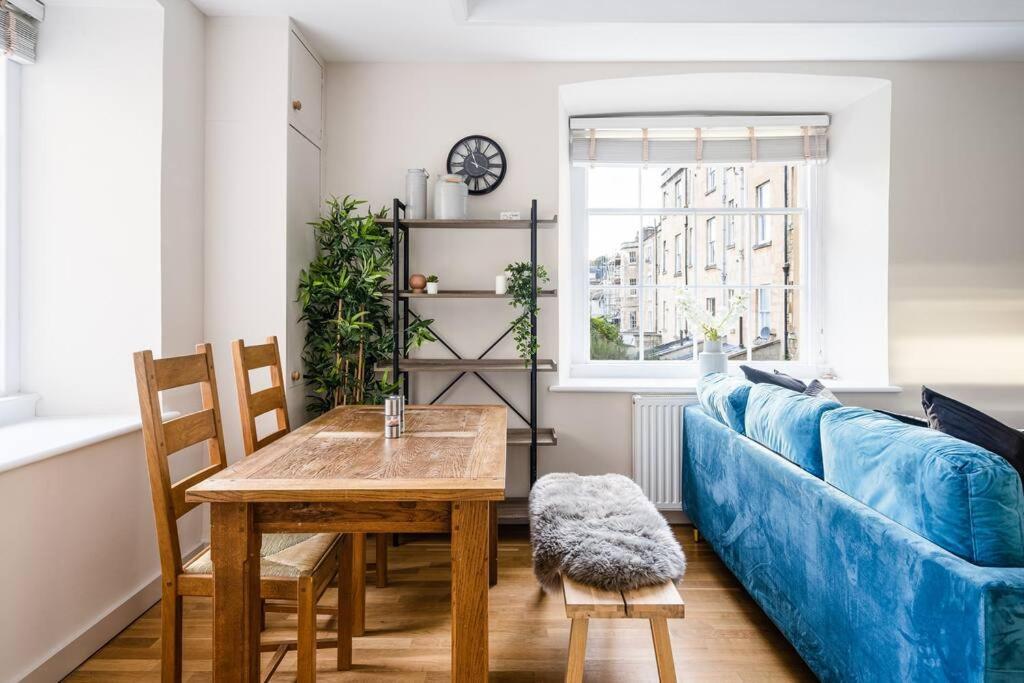 Stunning 2 Bedroom Apartment in Converted Chapel Bath Exterior foto